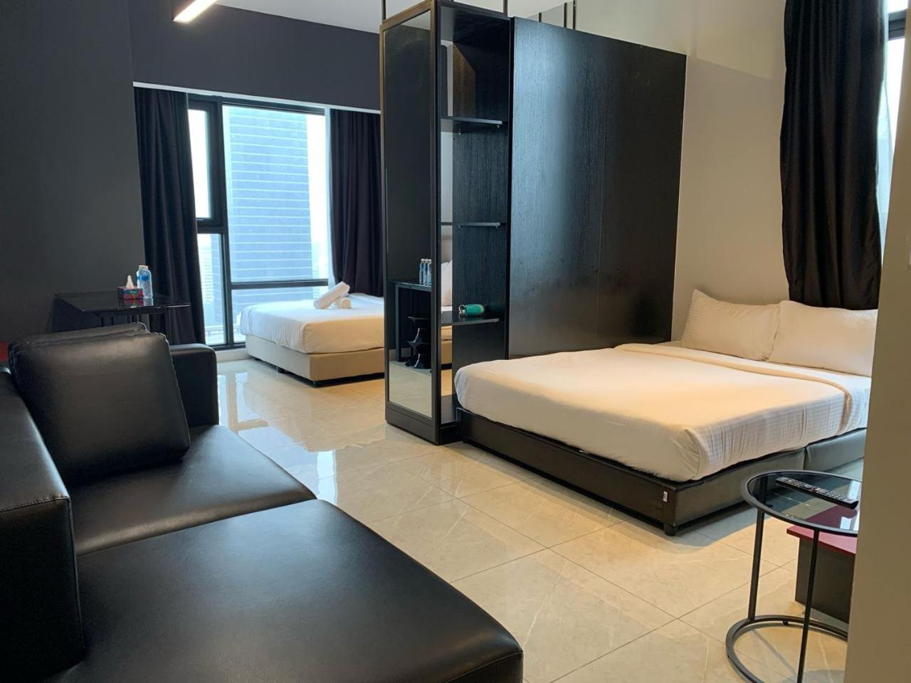Klcc Suites At Axon By Skypool Куала-Лумпур Экстерьер фото