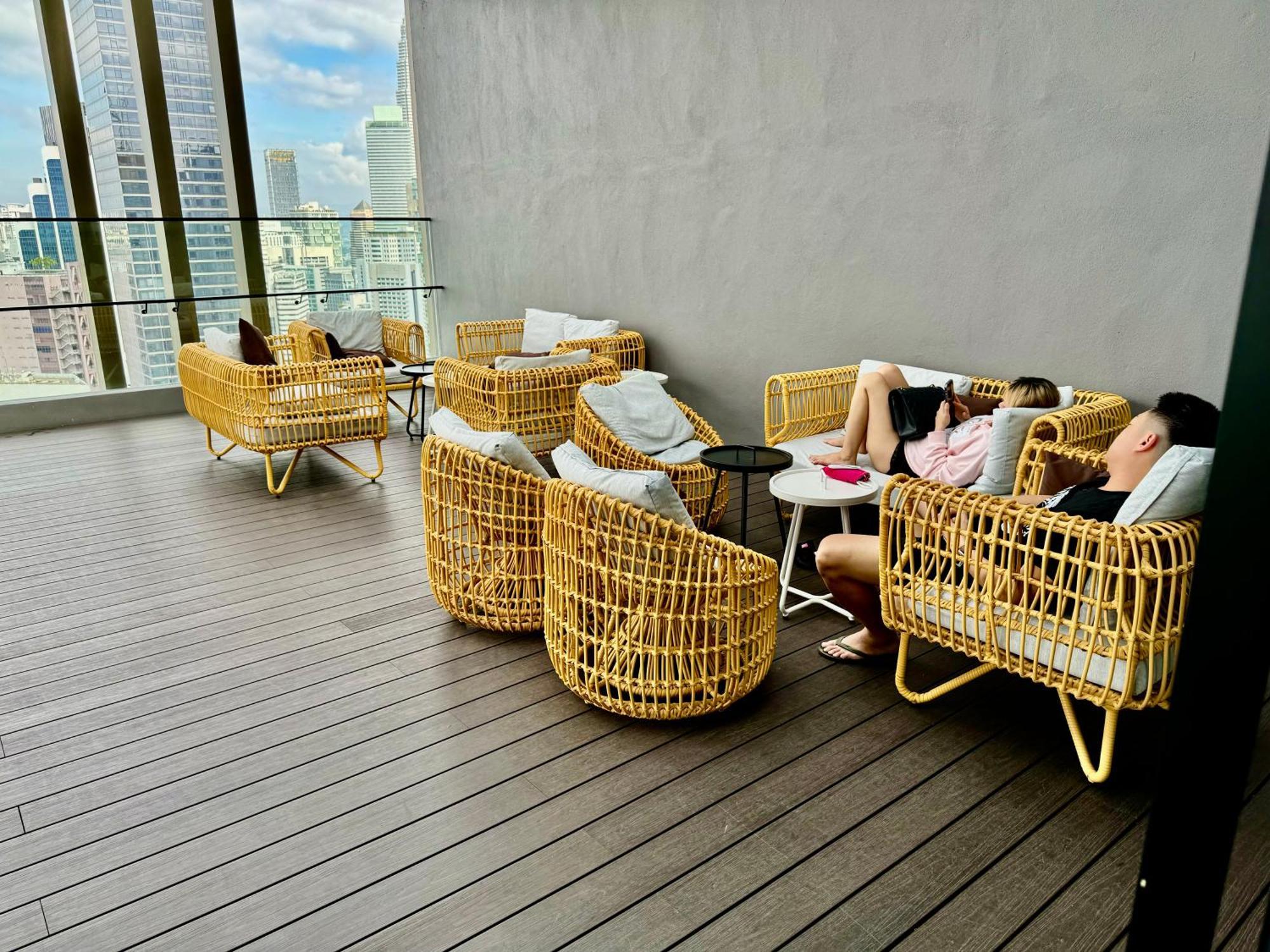 Klcc Suites At Axon By Skypool Куала-Лумпур Экстерьер фото